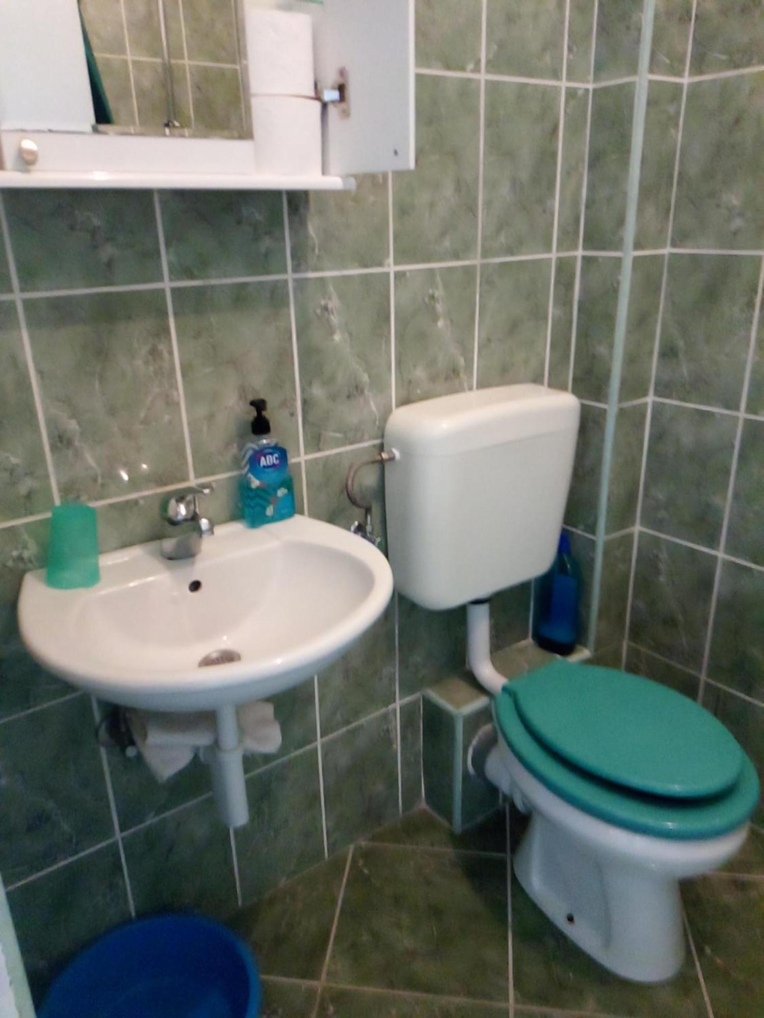 Apartmani Lovor تْشيرسيك نوفي الغرفة الصورة